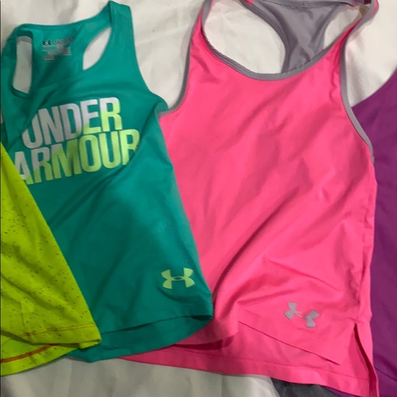 Under Armour tops size ym - Picture 3 of 9